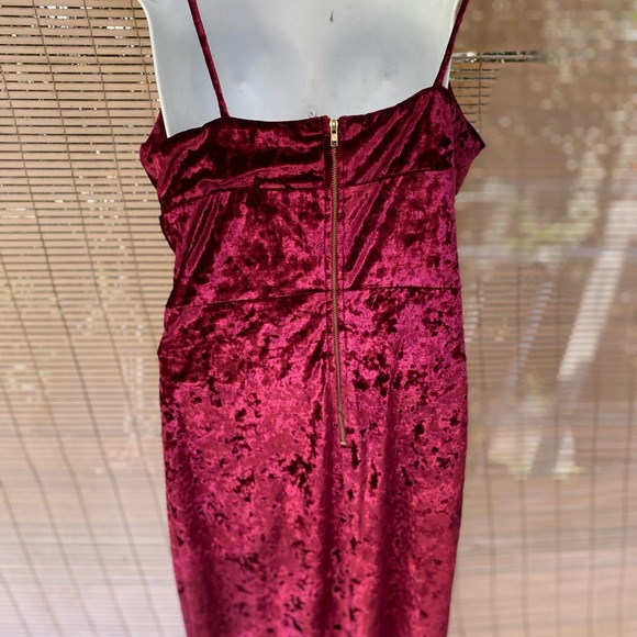 Sexy Red Velvet Evening Dress - Picture 3 of 5